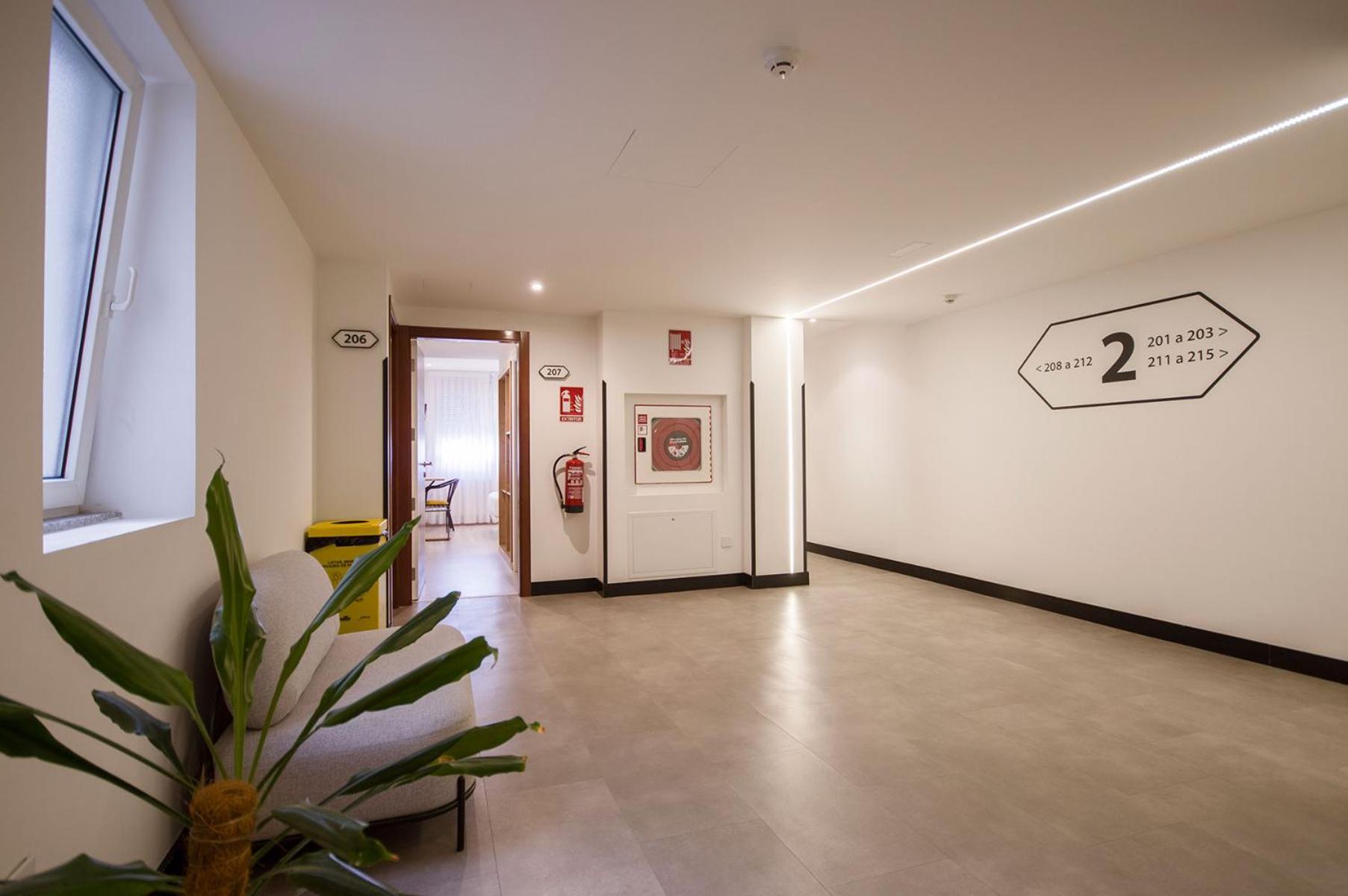 U-Hotel Dario Lugo Exterior photo